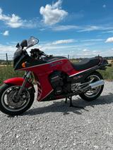 Kawasaki Kawa GPz750R mit orig. Koffer und Teilekonvolut - Offers