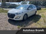 Hyundai i30cw blue 1.6 CRDi EURO6/Trend Navi/AHK - Hyundai i30: Cw Crdi