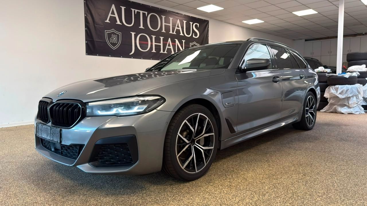 BMW 530 5 Touring 530 e xDrive M Sport imagem 3