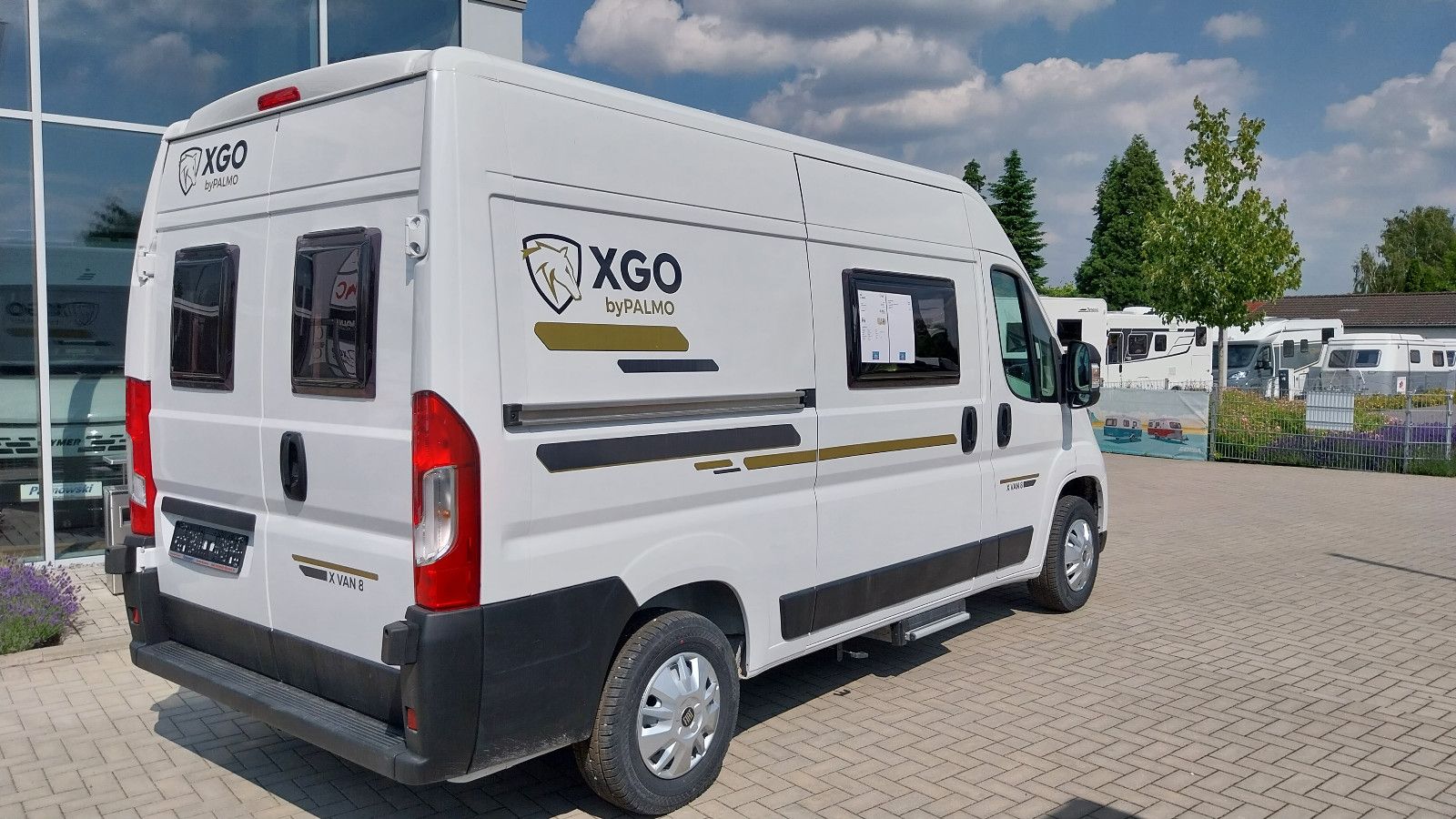 Fahrzeugabbildung XGO X VAN 8 - Modell 2026