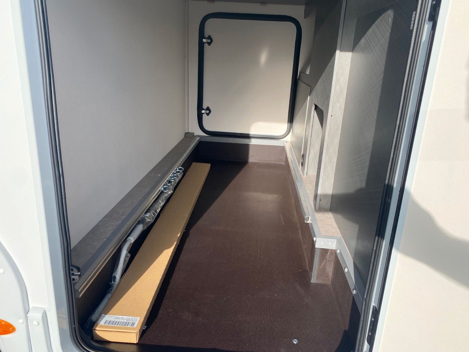 Fahrzeugabbildung Etrusco V 6.6 SF *165PS*Automatik*Markise*RFK*Complete S