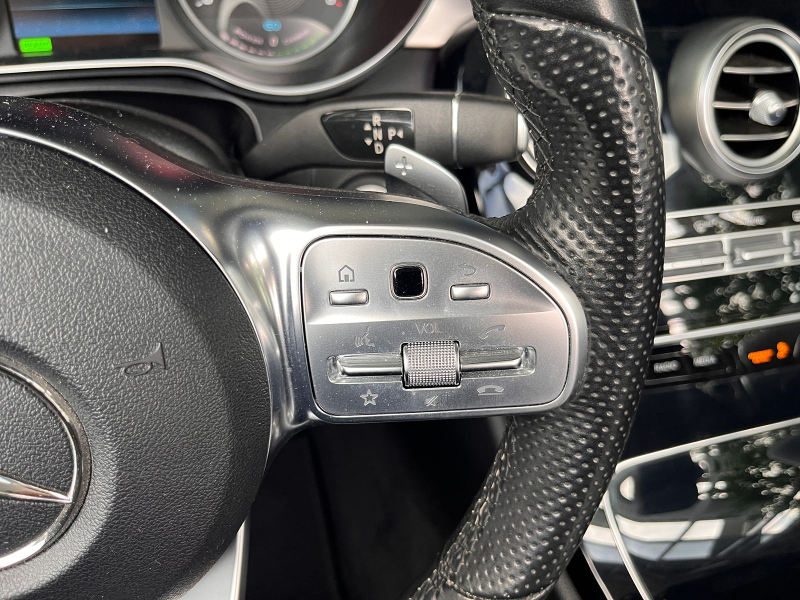 Fahrzeugabbildung Mercedes-Benz C 200 Cabrio AMG Line LED NAV RFK SHZ ALU