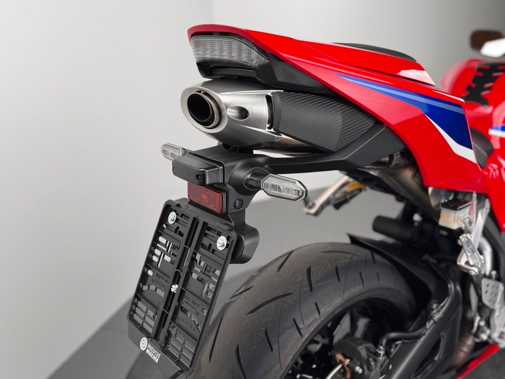 Fahrzeugabbildung Honda CBR 600 RR *NEUWERTIG *1850 KM