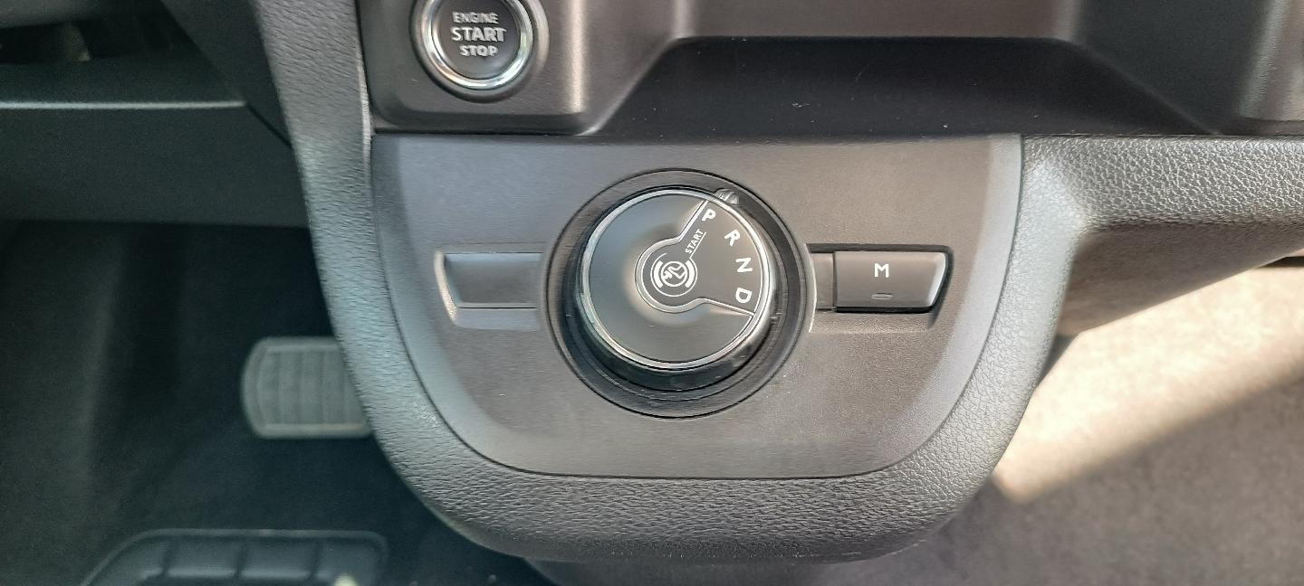 Toyota PROACE VERSO Executive Standheizung