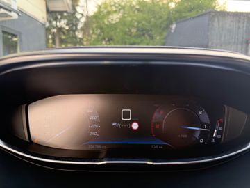 Peugeot 3008 - 12