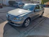Mercedes-Benz C 180 KOMPRESSOR BlueEFFICIENCY - - Mercedes-Benz C 180: Kompressor Blueefficiency