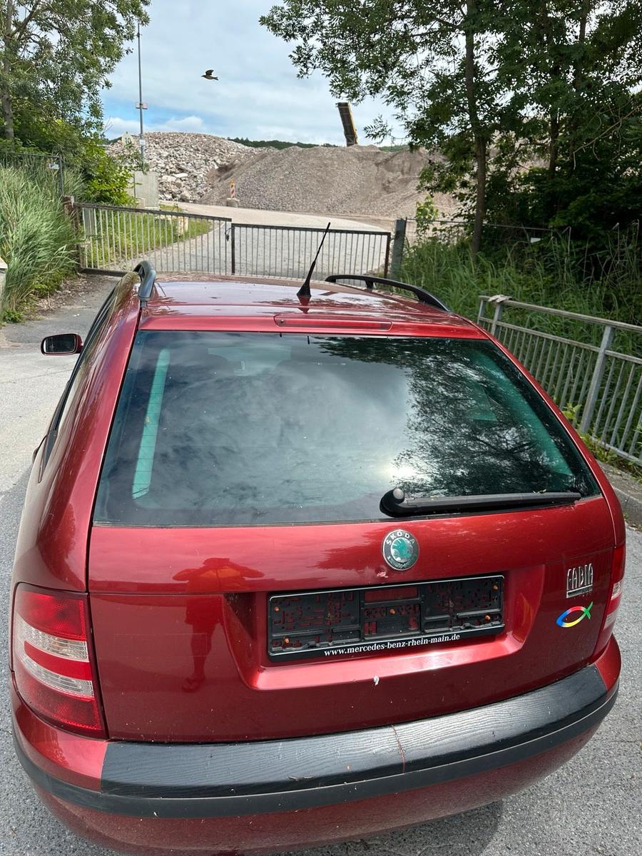 Skoda Fabia 2006 — engine 75 HP (55kW)