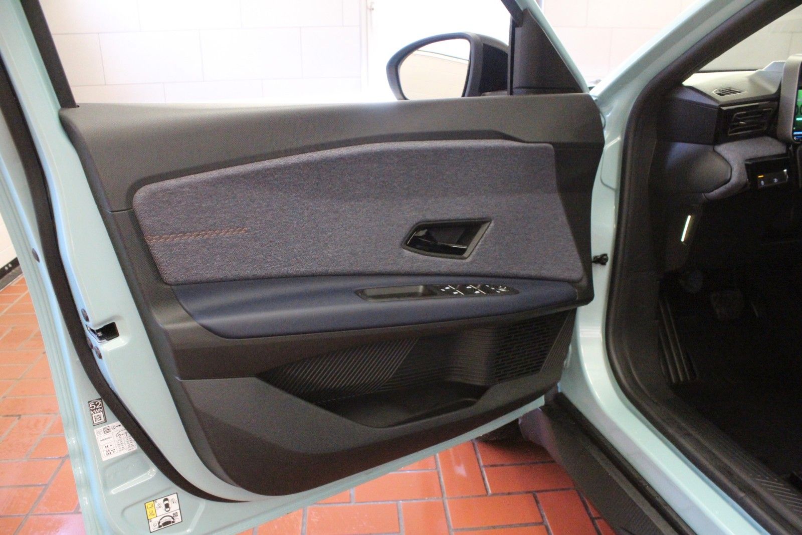 Fahrzeugabbildung Renault R 4 150 Comfort Range Techno*Winterpaket*