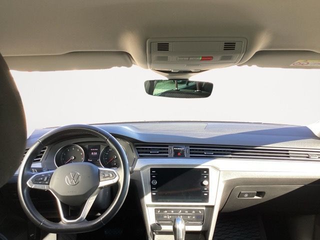 Volkswagen Passat Variant - Bild 10