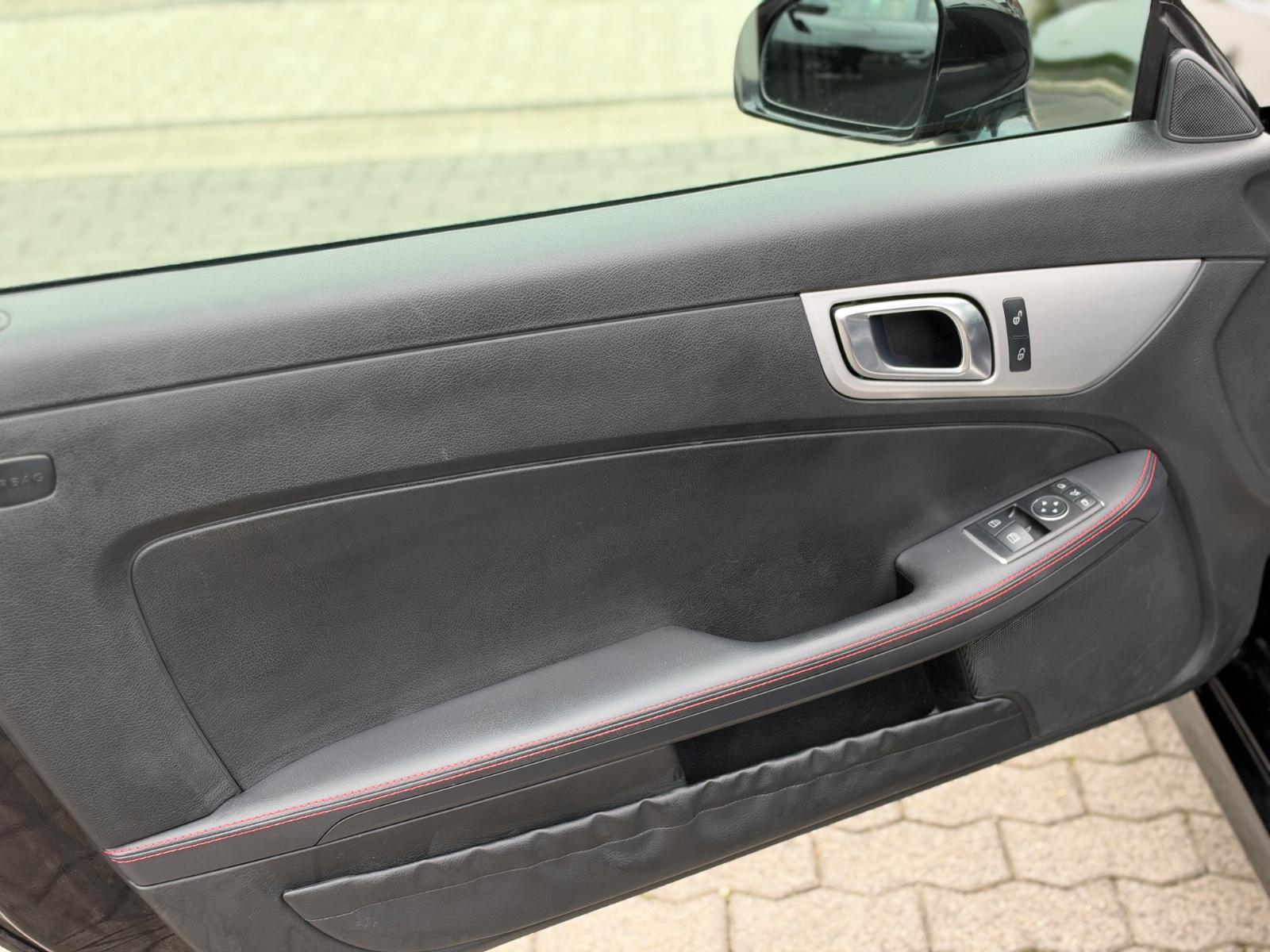 Mercedes-Benz SLK 350 V6 AMG-Line AirScarf 2.Hd Navi ILS Leder