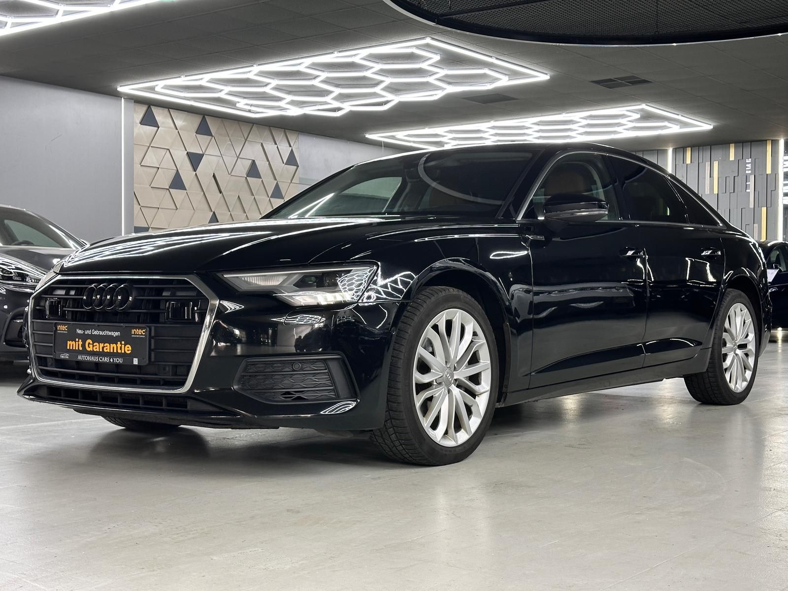 Audi A6 - 1