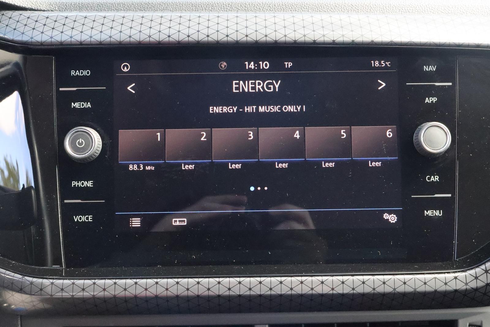 Volkswagen T-Cross 1.0 Basis Navi Tempomat Sitzheizung PDC