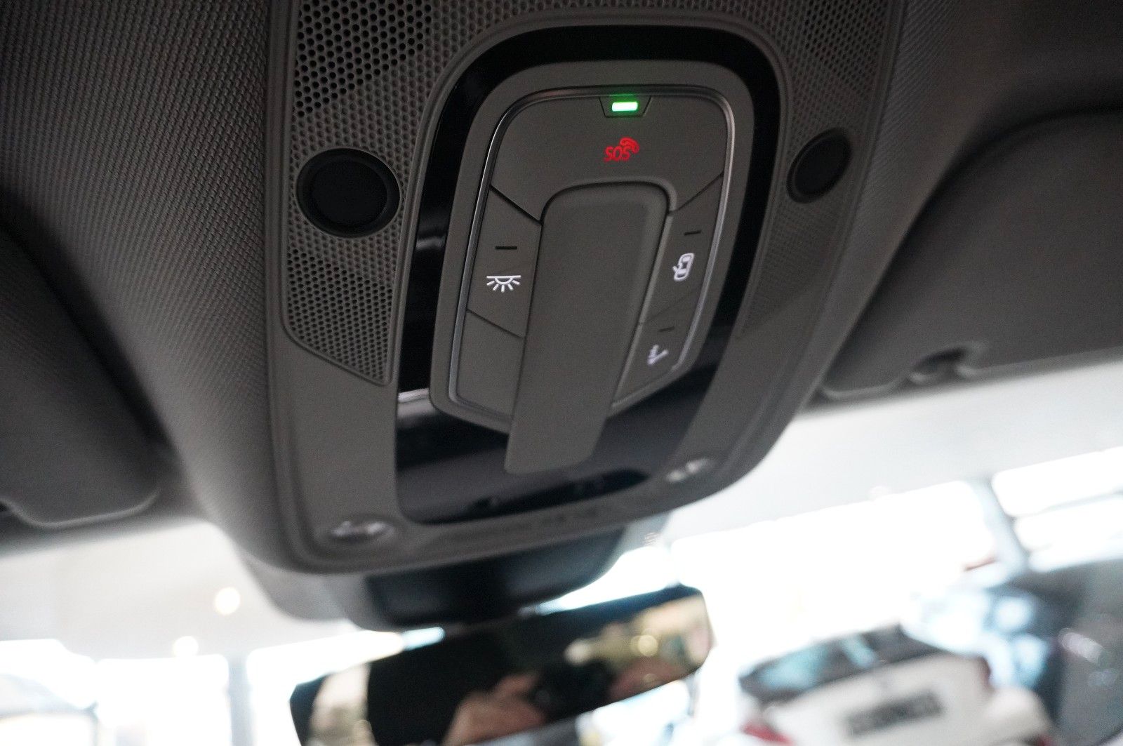 Fahrzeugabbildung Audi e-tron 50 quattro ADVANCED NAVI/LED/SPORT/SH/DAB