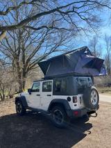 Jeep Wrangler Unlimited Sport 2.8 CRD Autom. Sport - Jeep Wrangler aus 2012