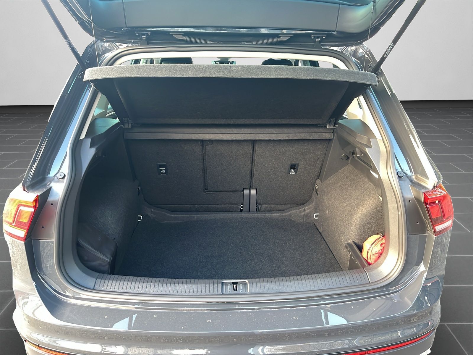 Volkswagen Tiguan - Bild 16