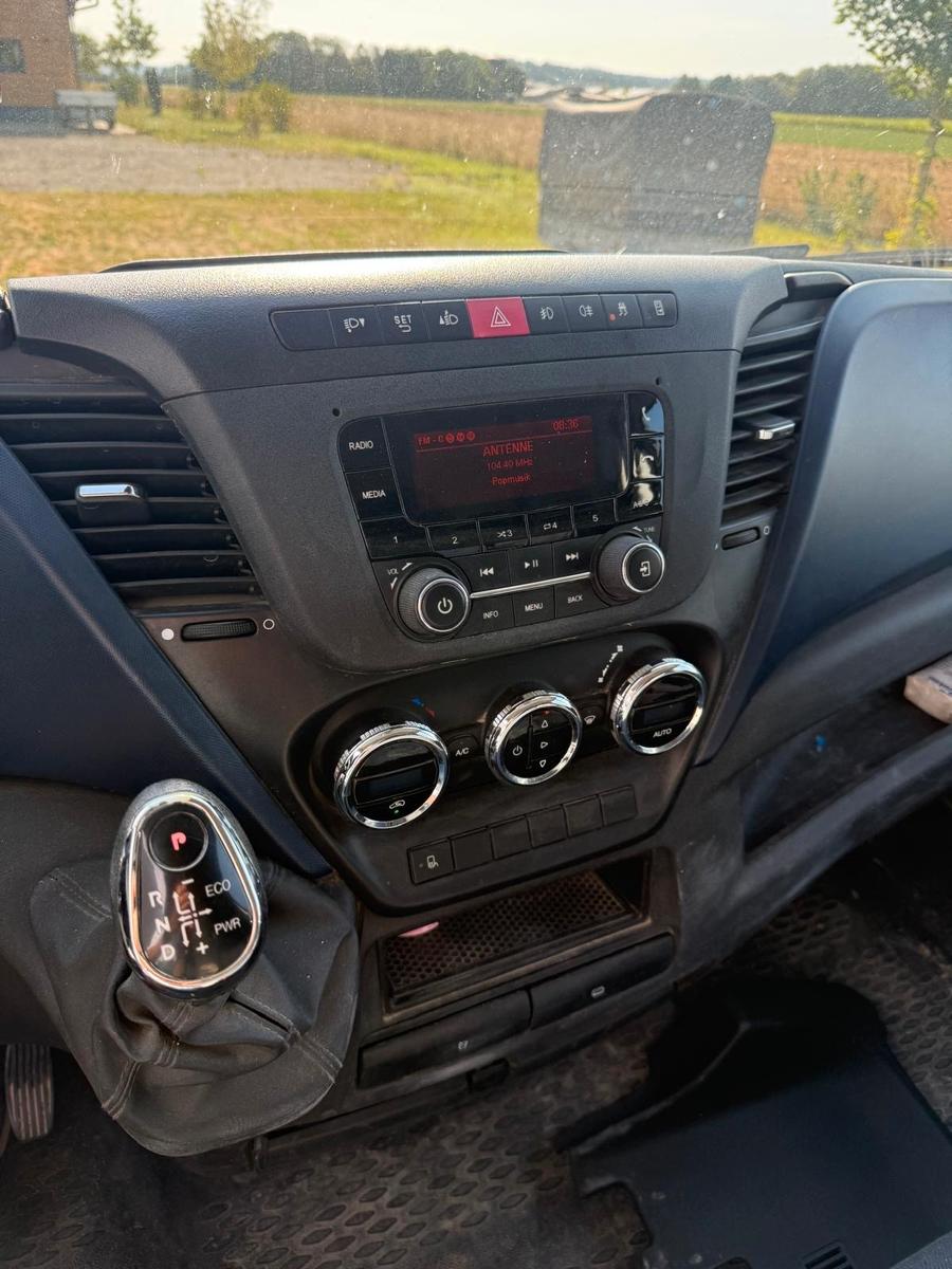 Iveco Daily Kasten 2.3TDI Autom.!Klima!DAB!GRA!AHK!PDC