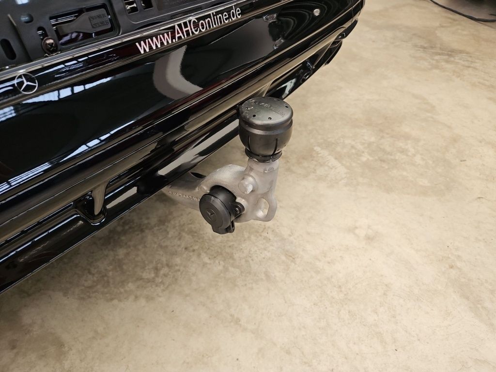 Fahrzeugabbildung Mercedes-Benz CLA 200 +AMG-LINE+NIGHT+AHK+MULTIBEAM+BURMESTER+