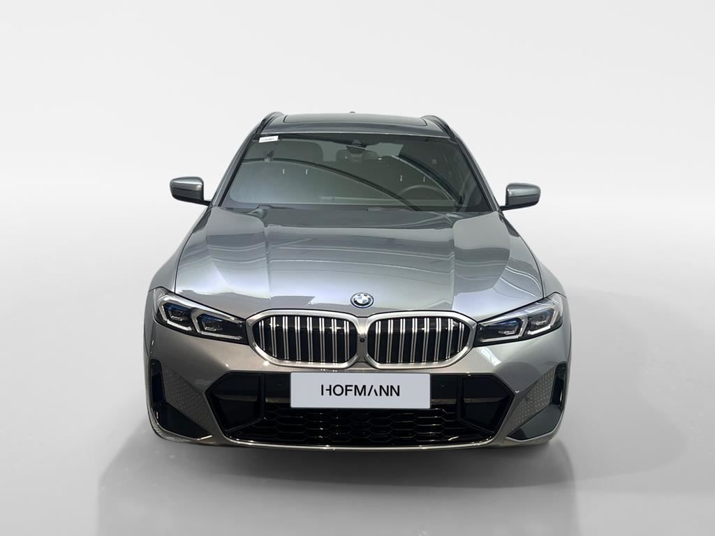 BMW 330 - Bild 2