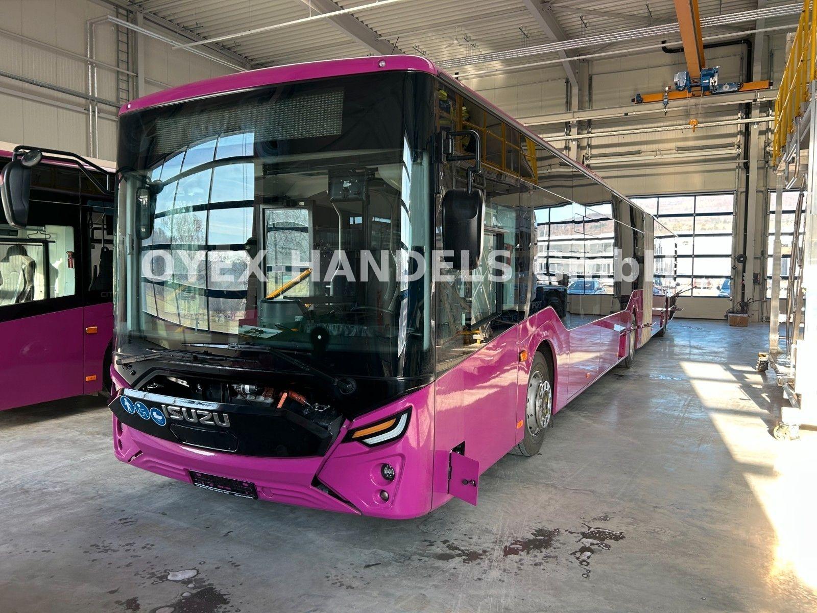 Isuzu CITIPORT 18 Klasse II GLZ ÜL  3-Türer 45+8 weiss