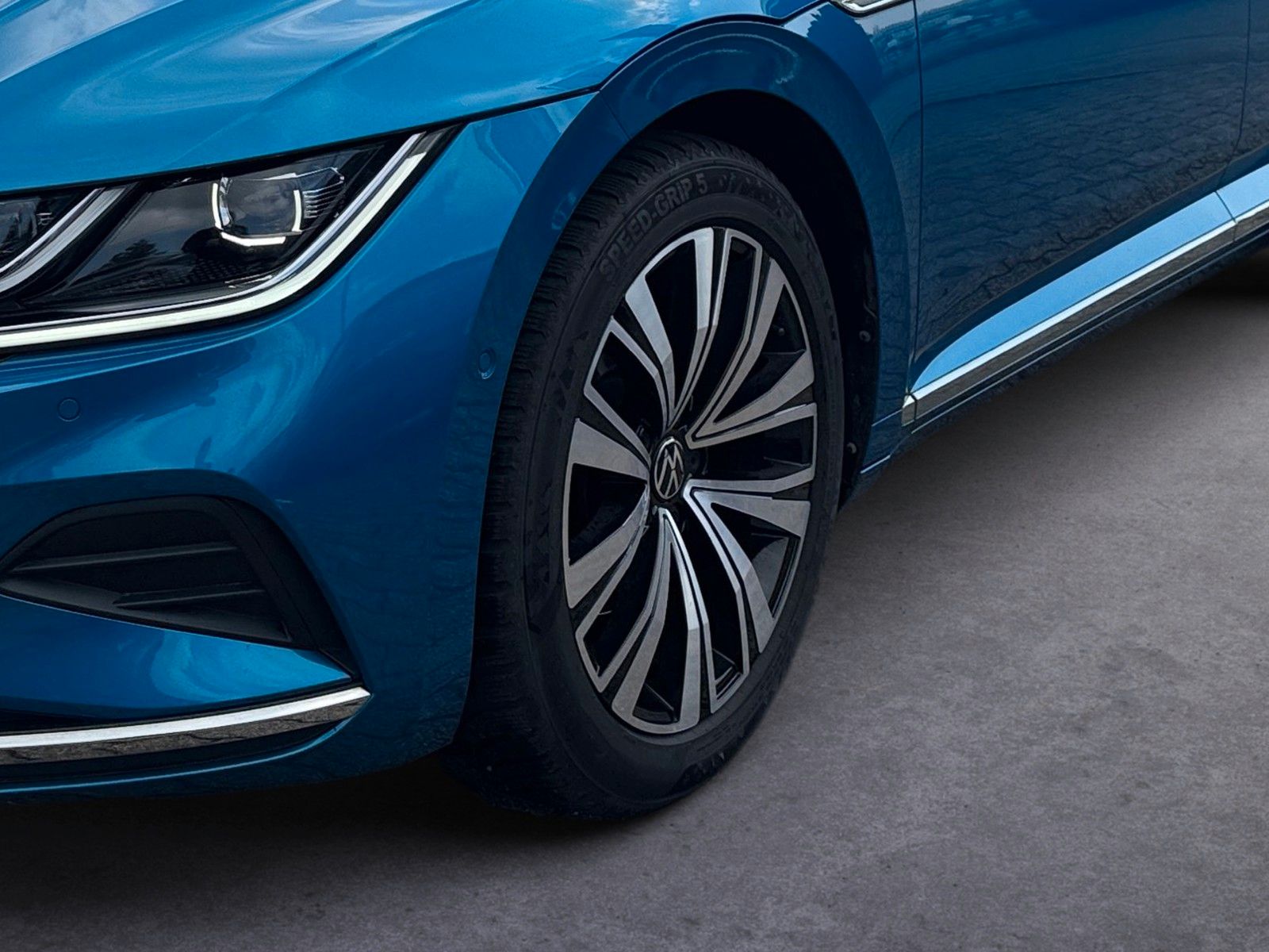 Fahrzeugabbildung Volkswagen Arteon Shooting Brake Elegance 2.0 TDI