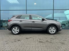 Fahrzeugabbildung Opel Grandland X Innovation Autom. AHK LED Kamera 18"