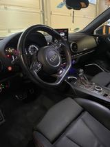 Audi S3 2.0 TFSI S tronic quattro Sportback - - Audi S3 mit Benzin-Antrieb: Limousine