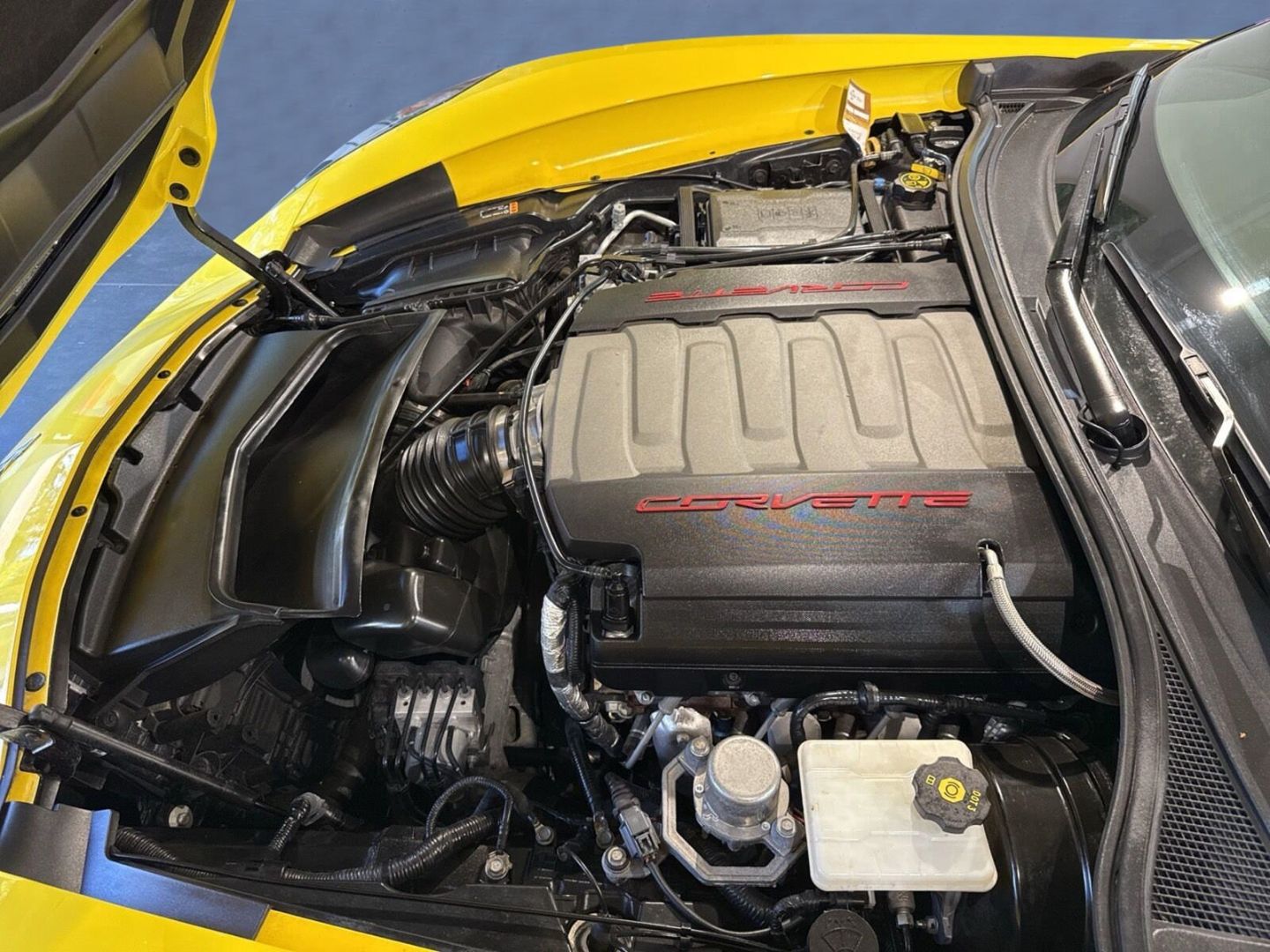 Fahrzeugabbildung Corvette C7 Coupe Grand Sport 3LT 6.2 V8 Europa Modell
