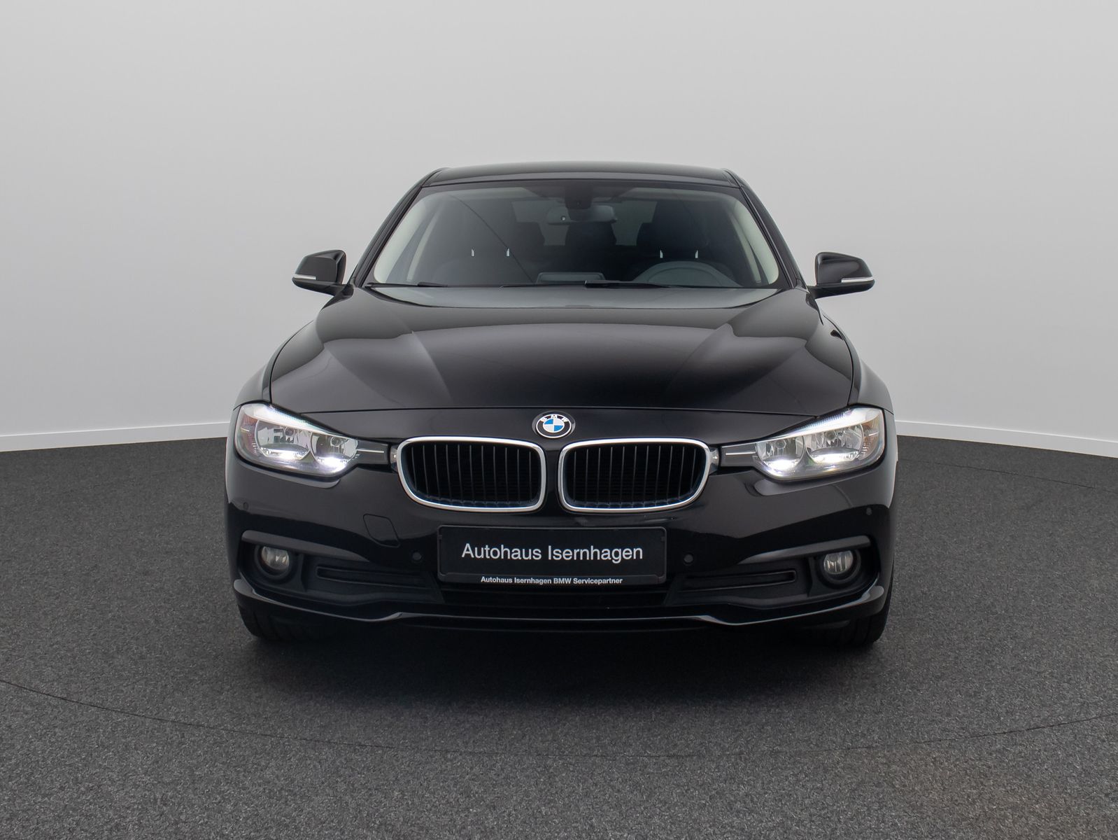 Fahrzeugabbildung BMW 318d Advantage M-Sport Tempo PDC