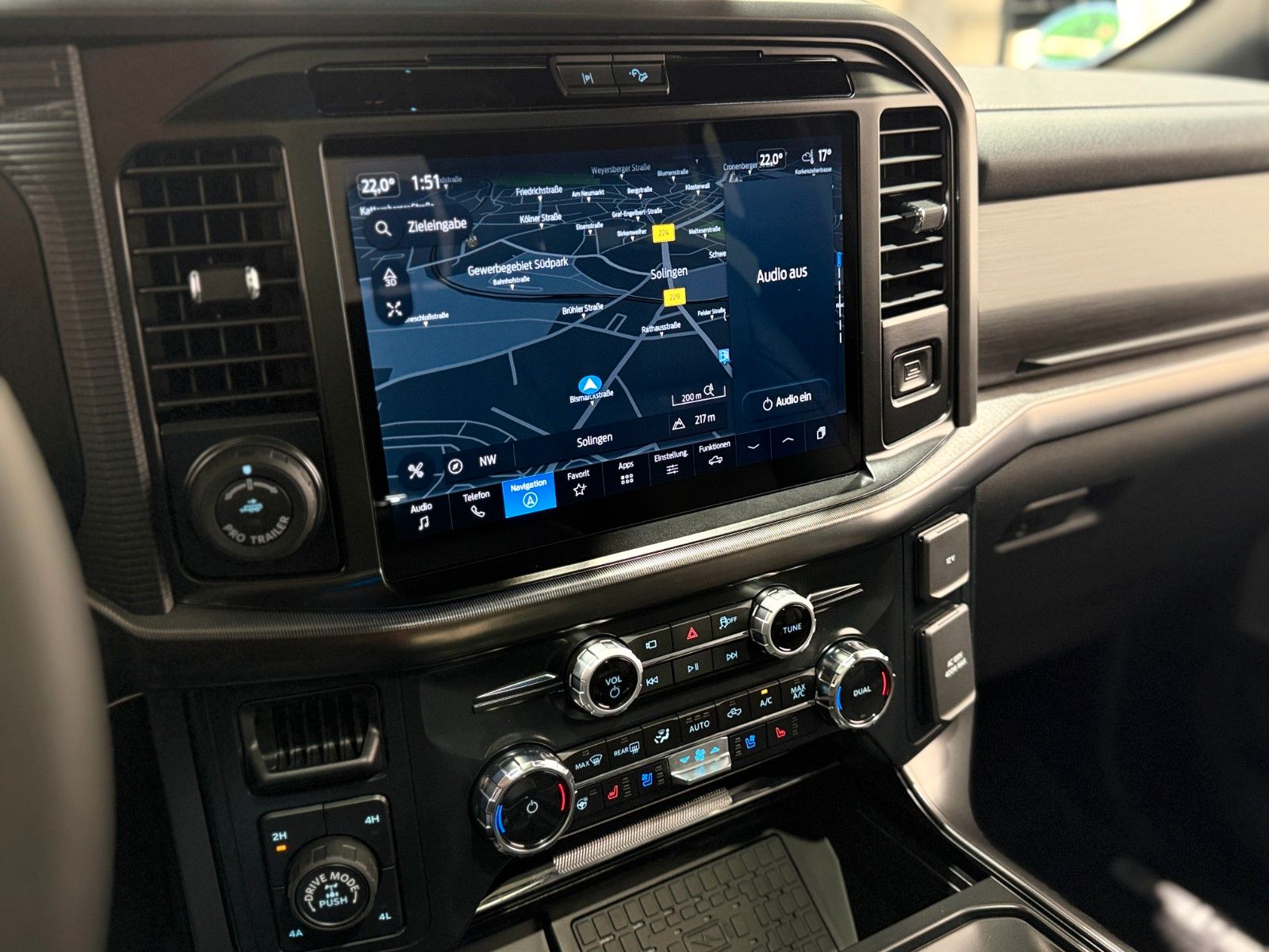 Fahrzeugabbildung Ford F-150 Lariat 5.0L V8  5,5" Black RTR Ed.