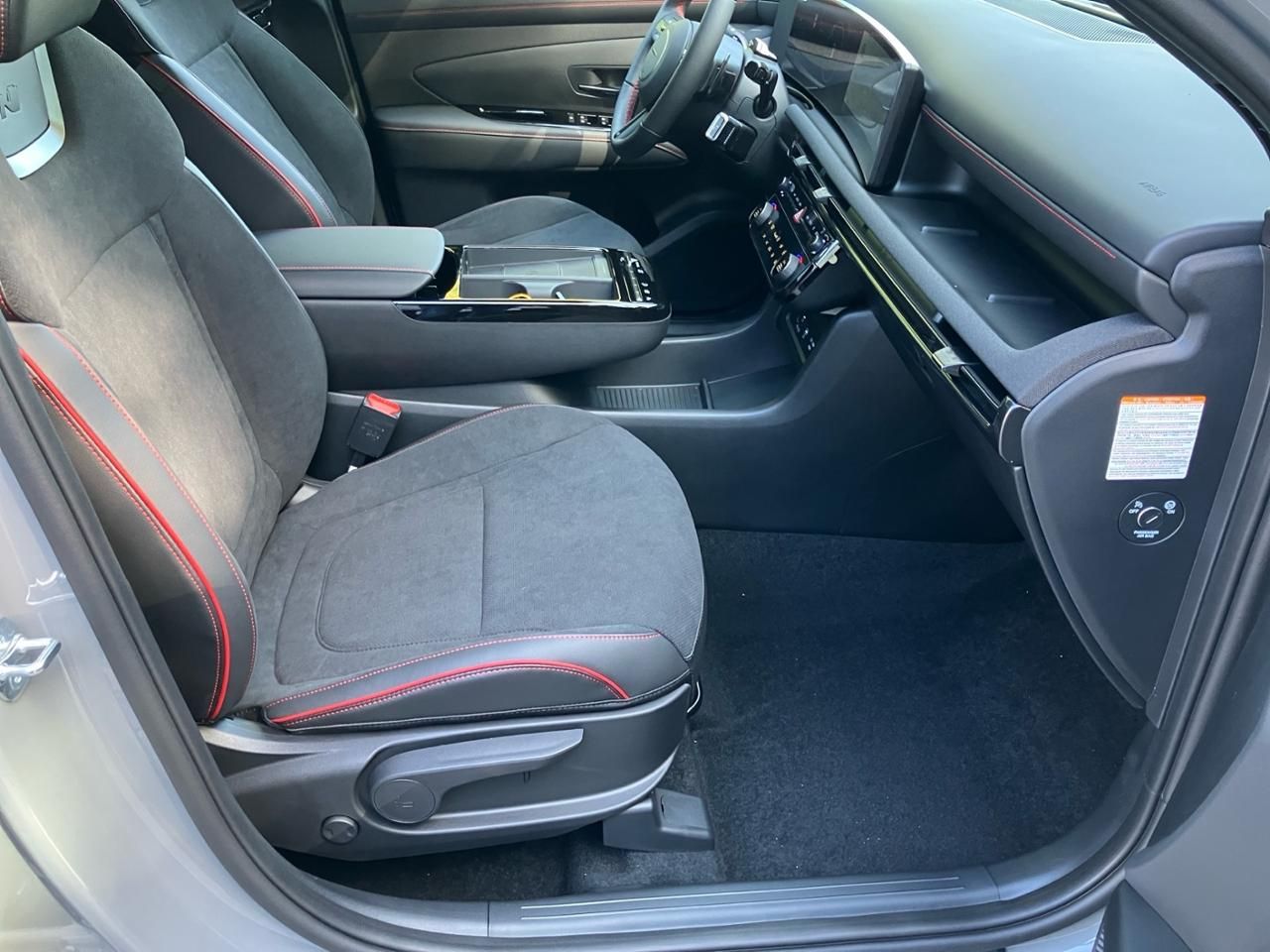 Fahrzeugabbildung Hyundai TUCSON N-LINE SHZ*LHZ*NAVI*USB*LED*CARPLAY