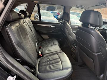 Bild 22 BMW X5 xDrive 25d *Vollleder*7-Sitz*