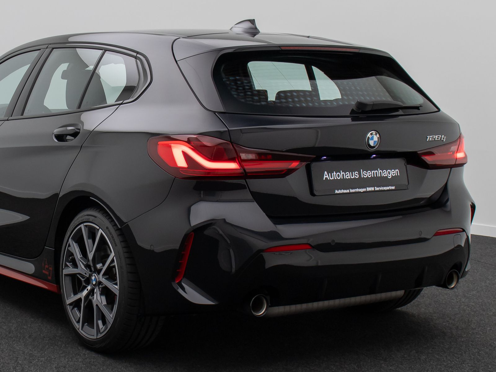 Fahrzeugabbildung BMW 128ti M Sport DAB Geschwindigkeitsreg 18Zoll