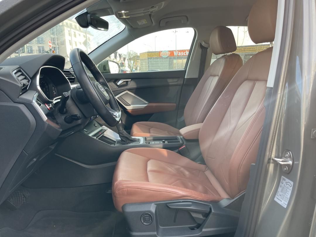 Fahrzeugabbildung Audi Q3 SUV S line Q3 35 TDI AHK Business ACC