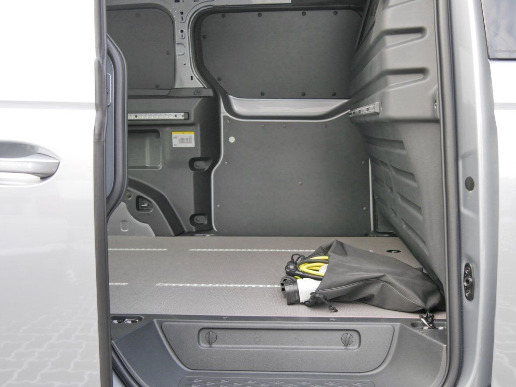 Fahrzeugabbildung Volkswagen ID.Buzz Cargo AHK Tempomat IQ-Light Navi Sitzhei