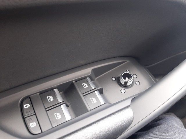 Fahrzeugabbildung Audi Q5 Sportback S line 40TDI quattro AHK Matrix 20"