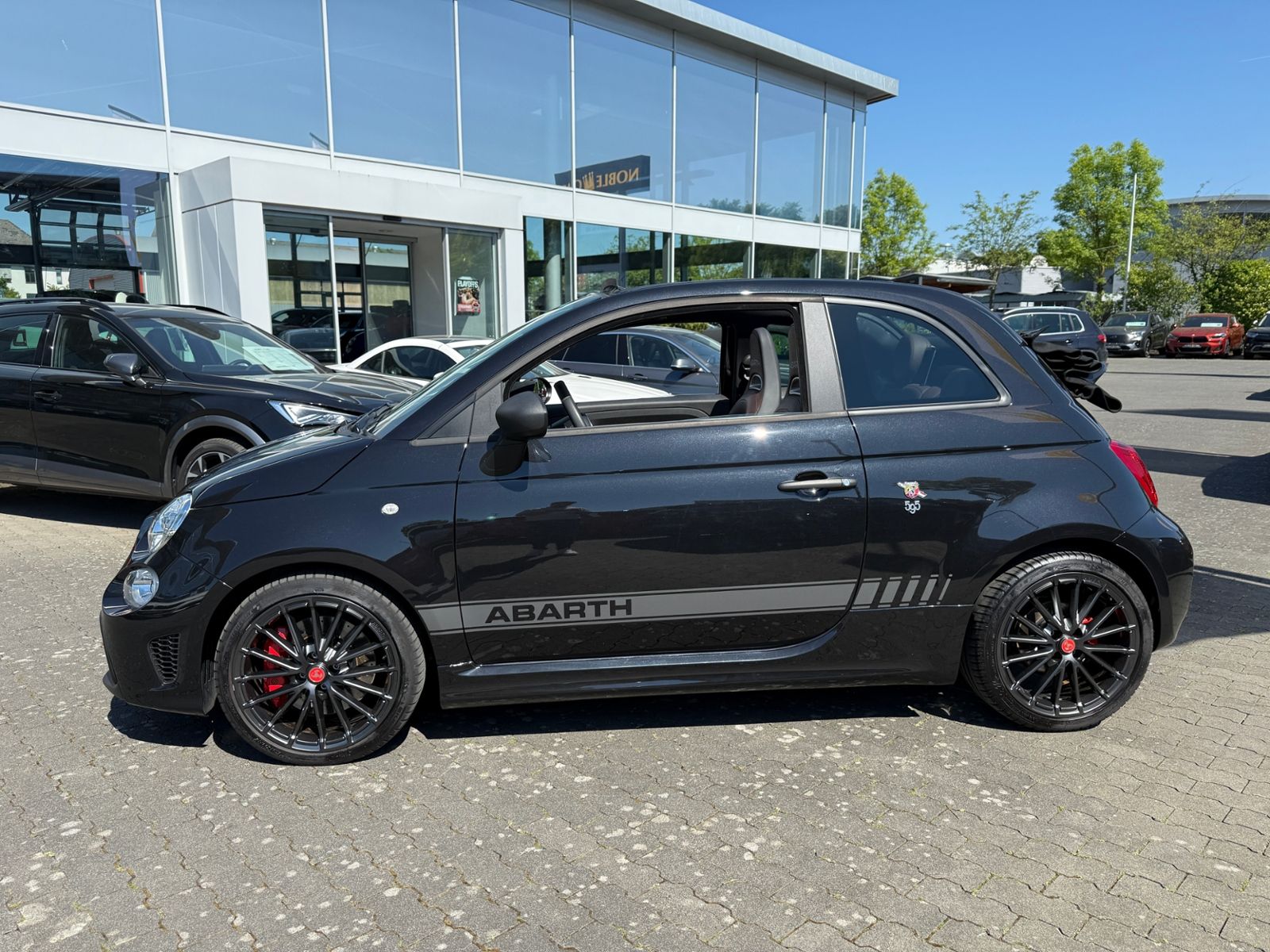 Fahrzeugabbildung Abarth 595C Competizione SHZ XENON NAVI