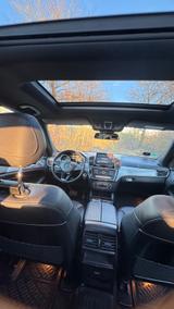 Mercedes-Benz GLE 350 4MATIC  AMG-Line(harman kardon) Panorama - Mercedes-Benz GLE 350 Gebrauchtwagen in Hamburg