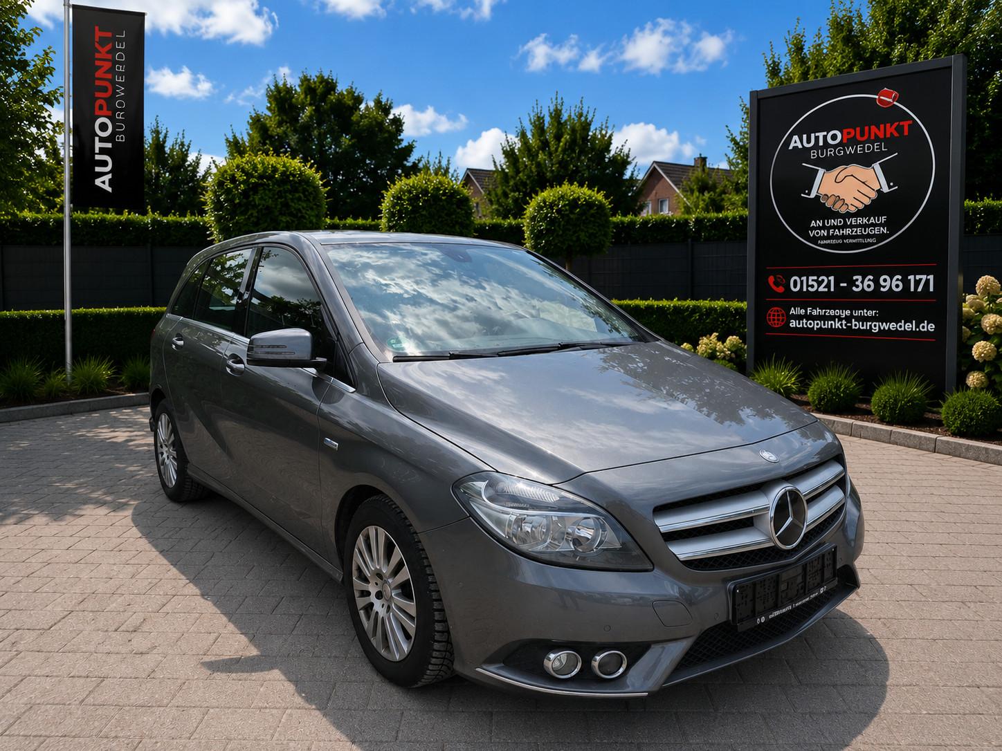 Mercedes-Benz B 180