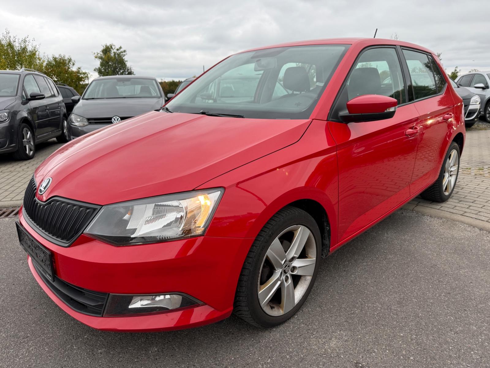 Skoda Fabia 1.2 TSI Benzin gepfl. TÜV bis August 2028