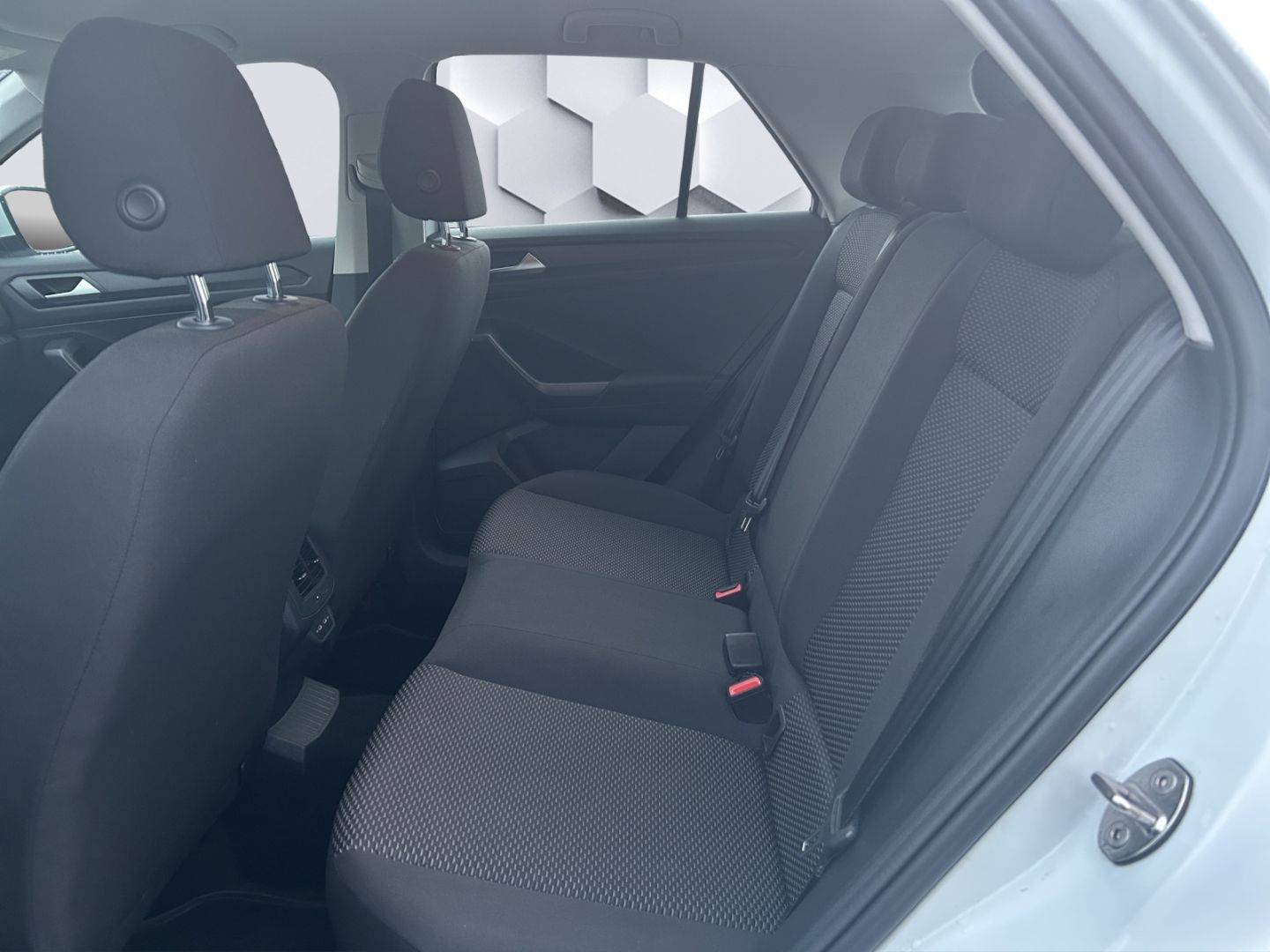 T-Roc Basis 1.0TSI 81kW LED GJR PDC Sitzheizung