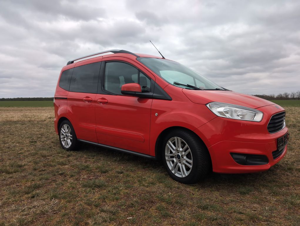 Image of Ford Tourneo Courier