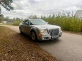 Chrysler 300C 5.7 V8 HEMI Autom. - - Chrysler 300C: 5.7