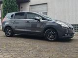 Peugeot 5008 1.6 Family plus 155 THP Family plus