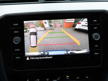 Volkswagen Passat Variant Elegance 4M R-Line AHK StHz
