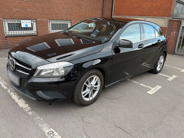 MERCEDES-BENZ Mercedes-Benz A 180 Automatik  Top TÜV Ne...
