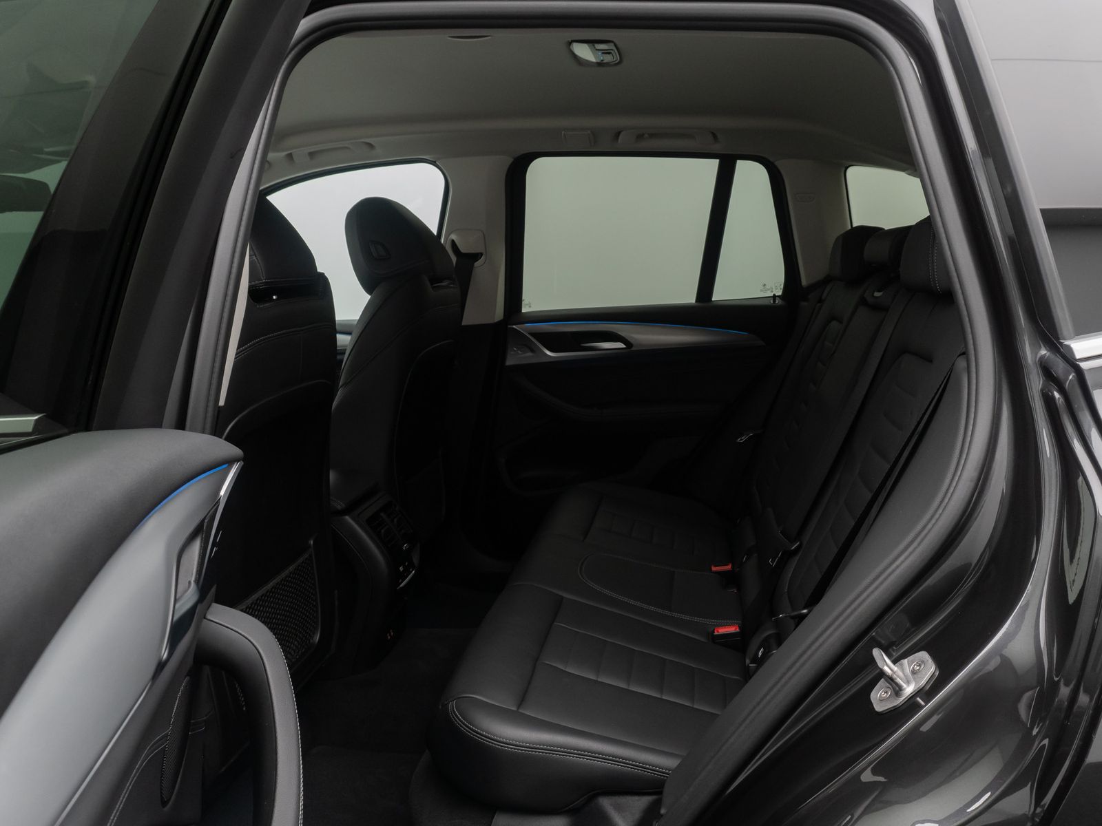 Fahrzeugabbildung BMW X3 xD30e xLine 360° HiFi ACC HUD Komfort 19Zoll