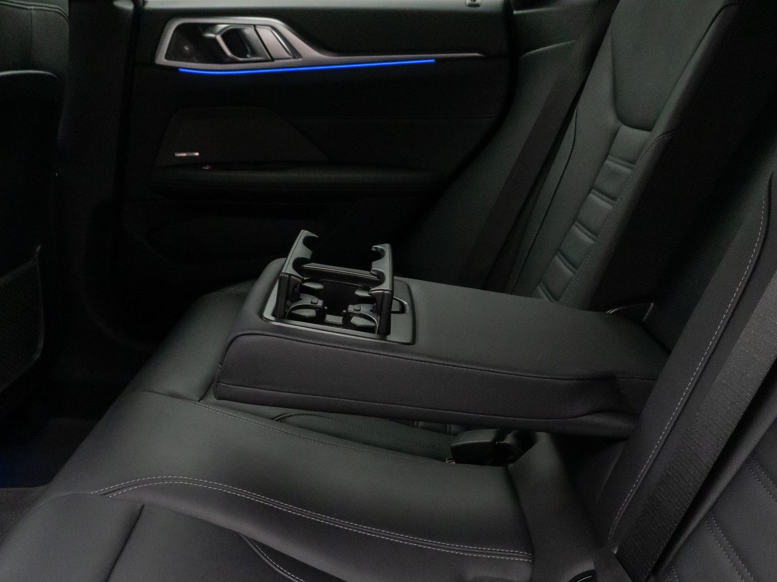 Fahrzeugabbildung BMW 420 Gran Coupé xD M Sport Kamera DAB H/K Komfor