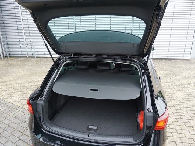 Fahrzeugabbildung SEAT Leon ST TSI FR DSG LED Navi ACC RFK SH 18"
