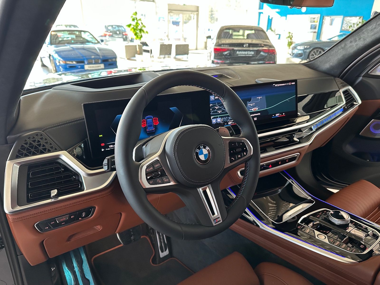 Fahrzeugabbildung BMW X7 M60ixD M B&W Massage SoftCl DAB SkyLoung Voll
