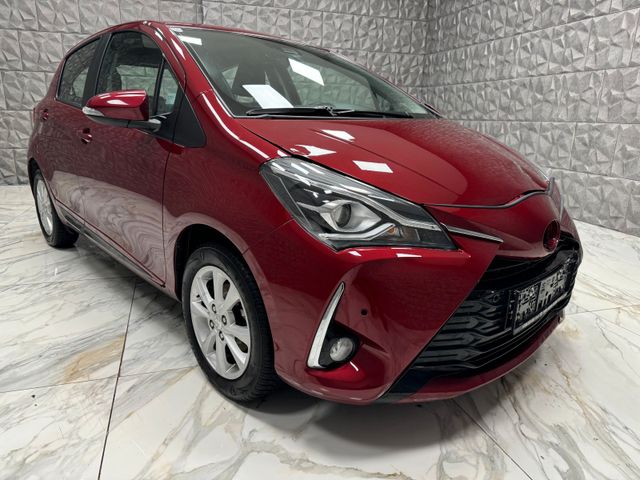 Toyota Yaris 1,0 VVT-i Active **33.684km**